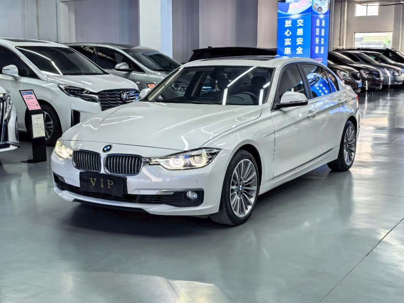 BMW 3 Series 2019 car image 