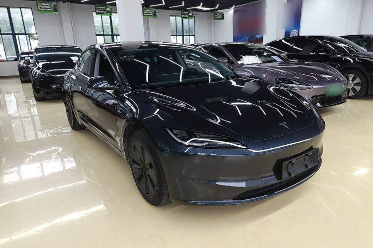 Tesla Model 3 2024 #4 Tesla Model 3 2024 car image #4