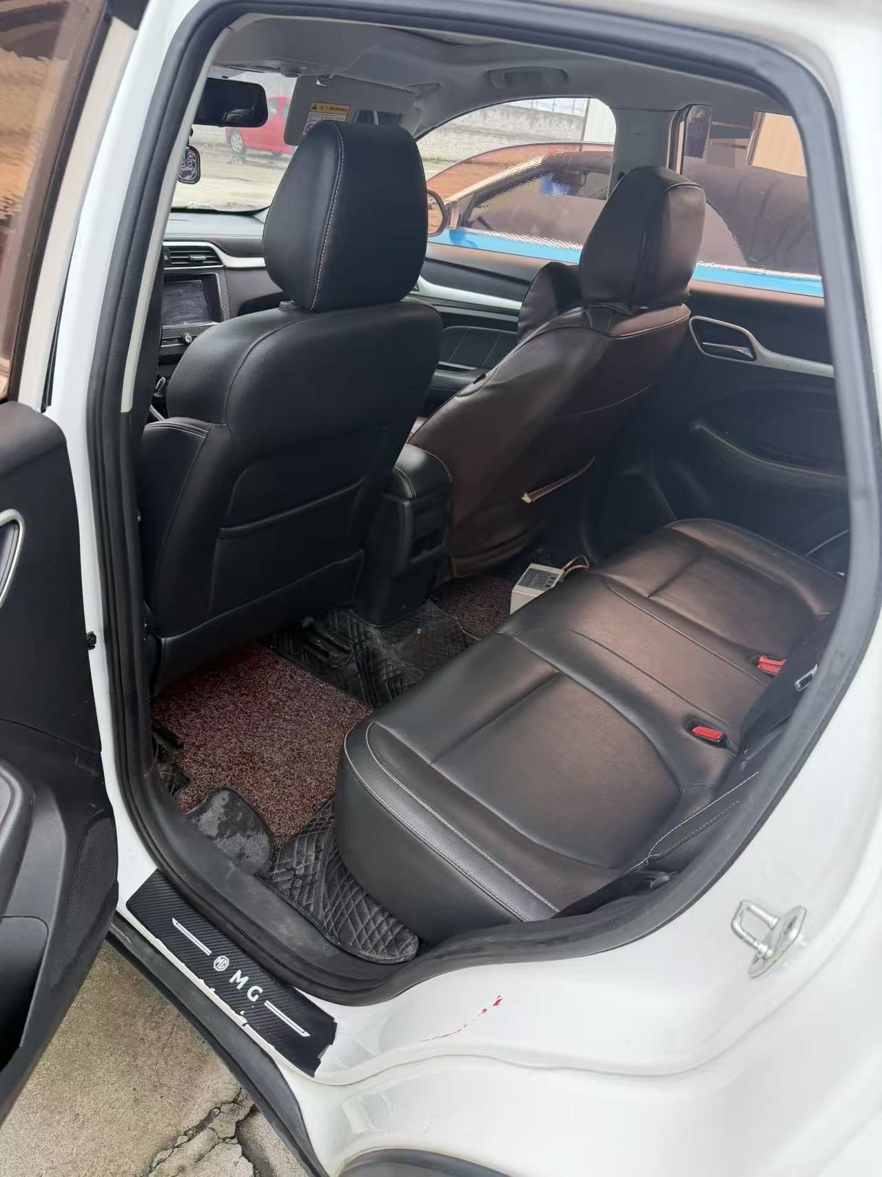 MG ZS 2018 car image #3