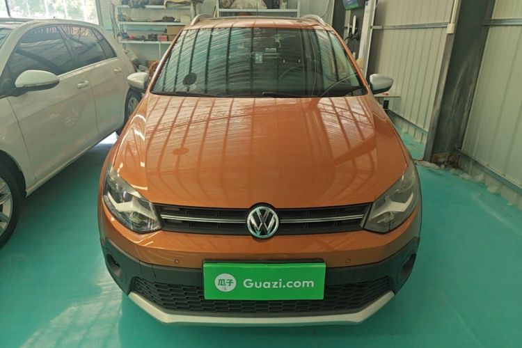 Volkswagen Polo 2017 car image #3