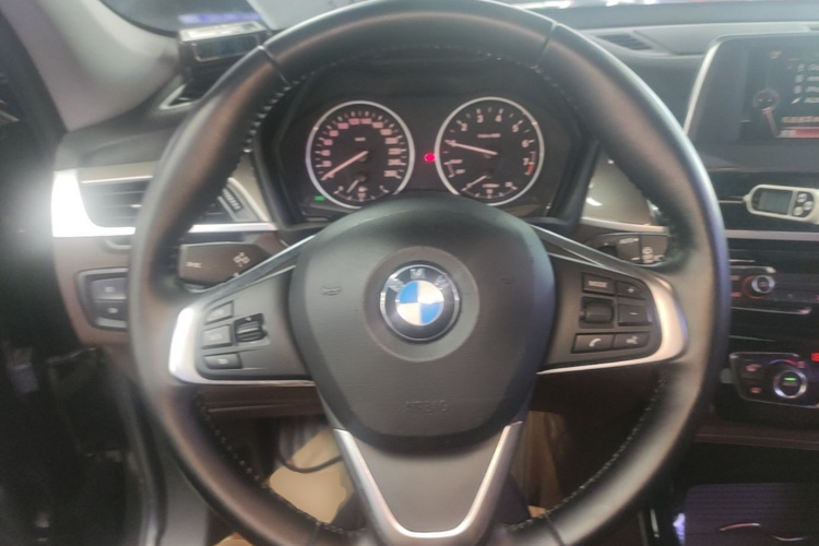 BMW X1 2017 #12 BMW X1 2017 immagine di auto #12