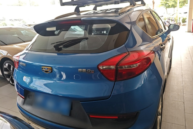 GEELY Emgrand GS 2017 car image #6