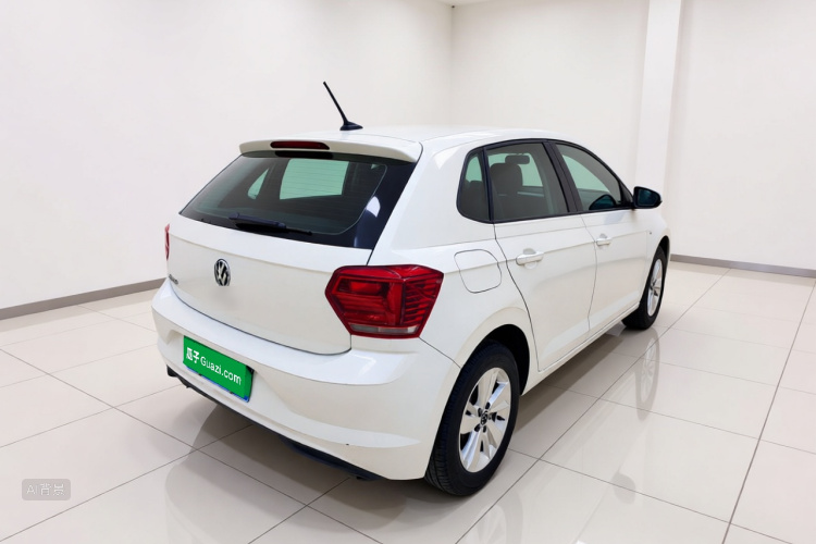 Volkswagen Polo 2021 car image #7