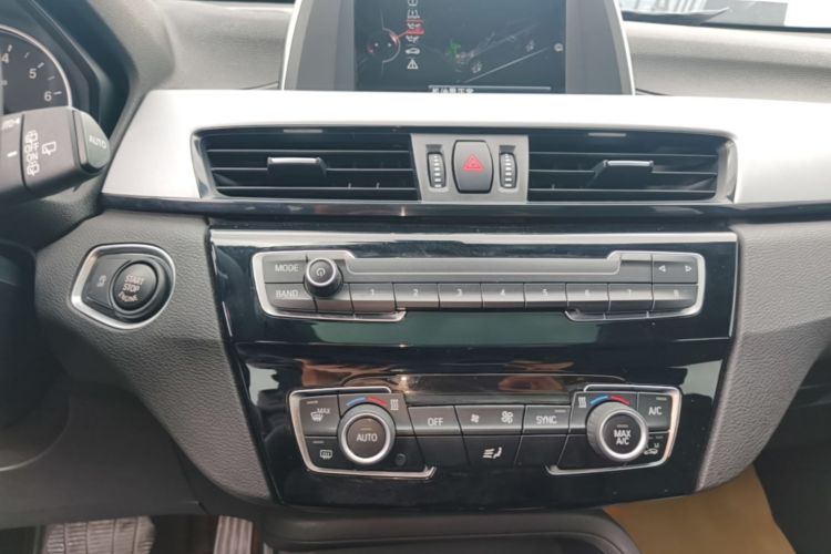 BMW X1 2017 car image #17