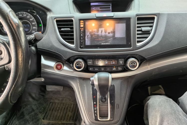 Honda CR-V 2016 immagine di auto #19