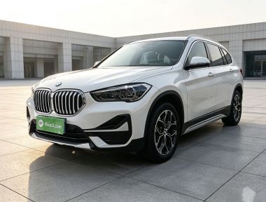 BMW X1 2020 BMW X1 2020 car image