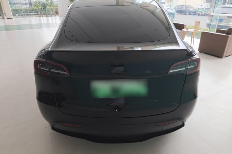 Tesla Model Y 2023 #6 Tesla Model Y 2023 immagine di auto #6