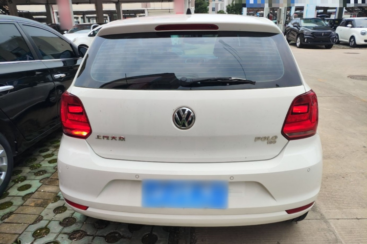 Volkswagen Polo 2017 car image #6