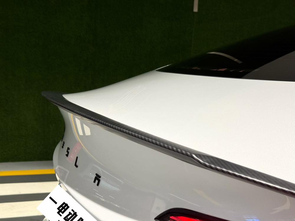 Tesla Model 3 2025 صورة سيارة #12