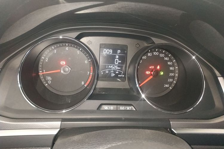 Volkswagen Bora 2016 image de voiture #12