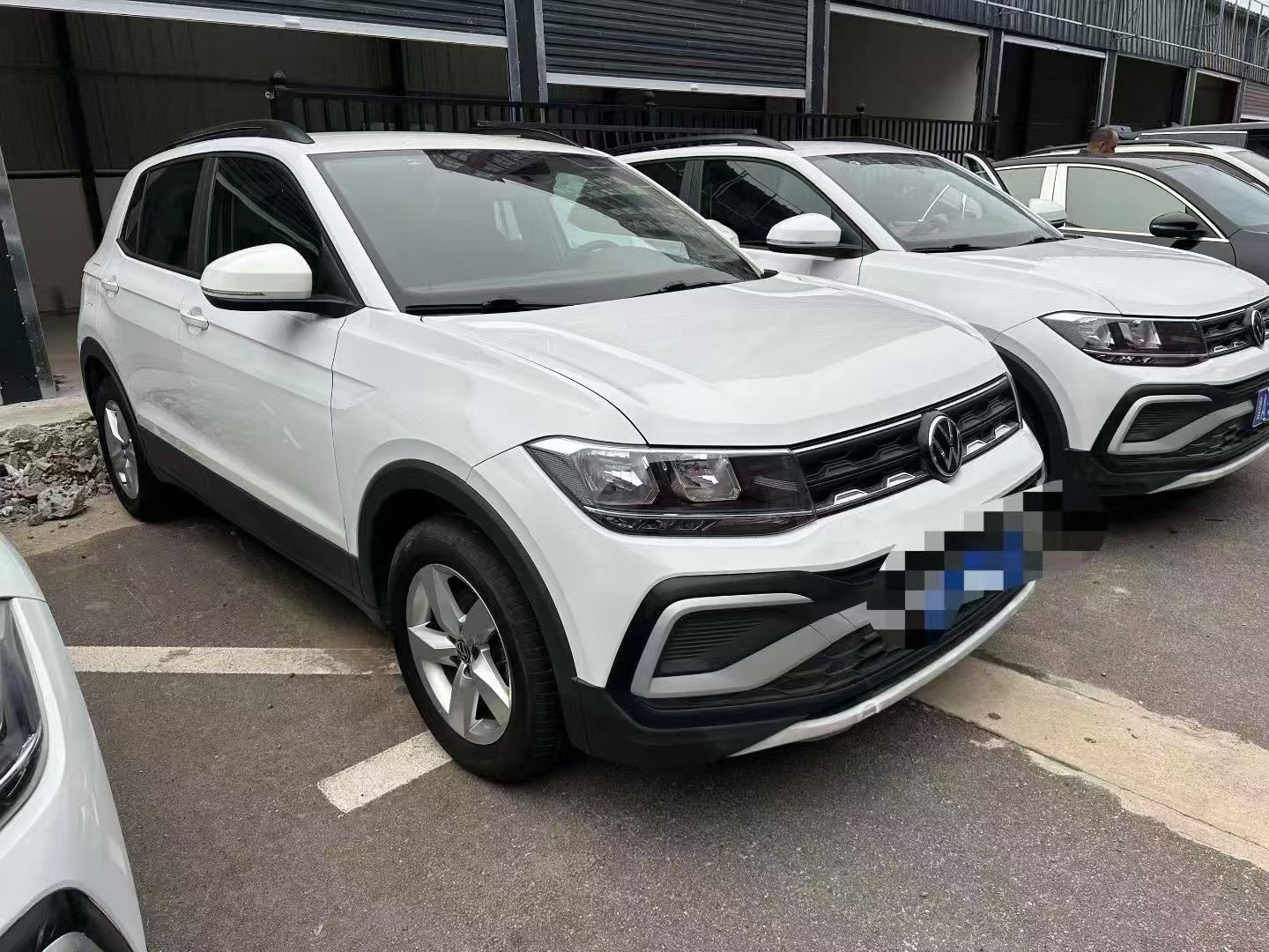 Volkswagen T-Cross 2023 صورة سيارة #3