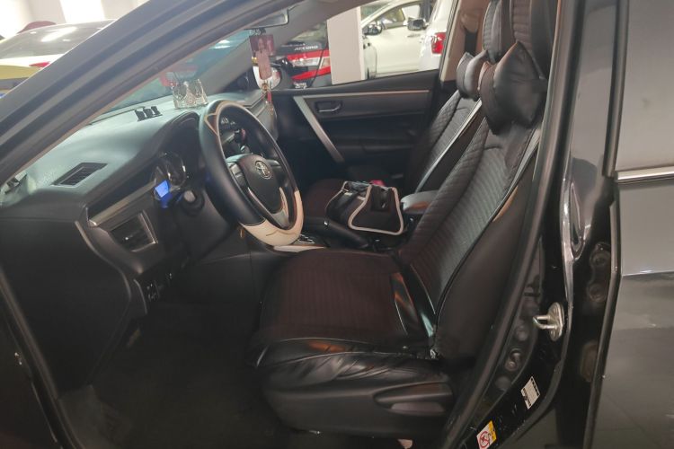 Toyota Corolla 2017 immagine di auto #15