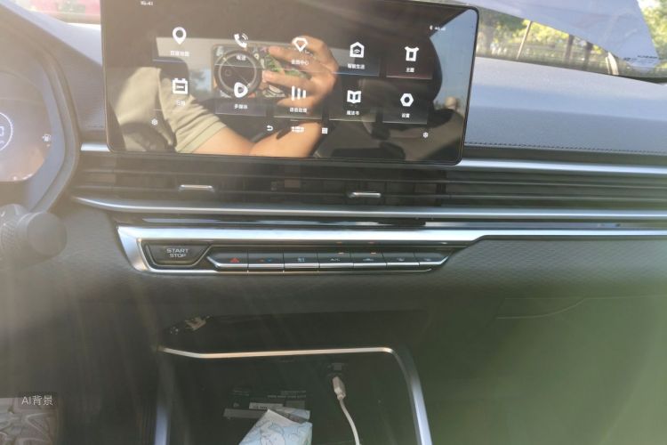 GEELY Emgrand 2022 car image #15