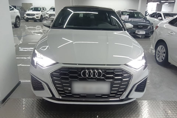 Audi A3 2024 car image #3