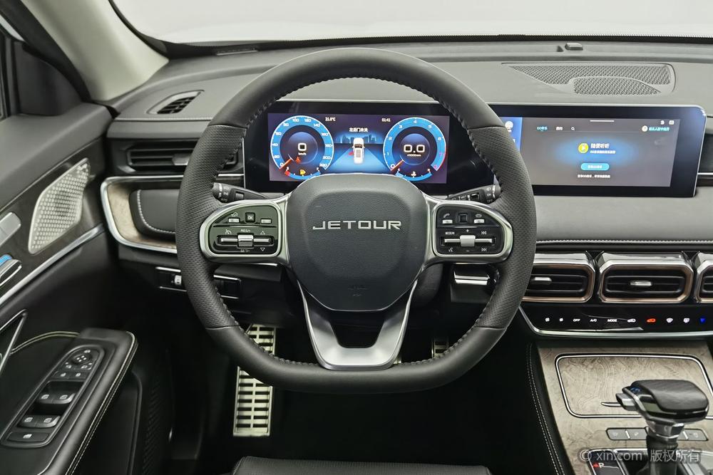 Jetour X70 PLUS 2021 #13 Jetour X70 PLUS 2021 car image #13