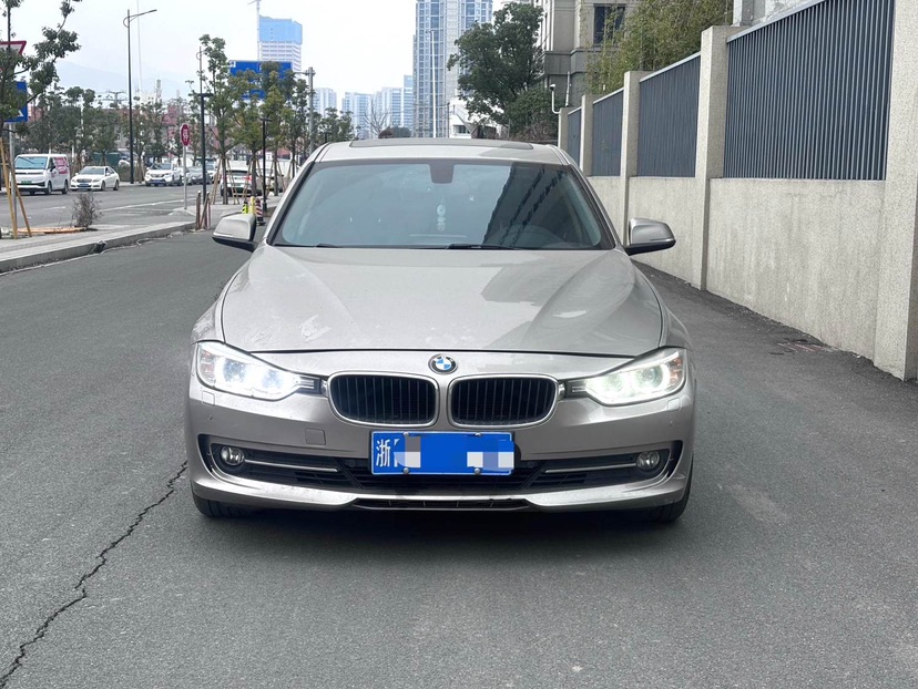 BMW 3 Series 2014 car image #2