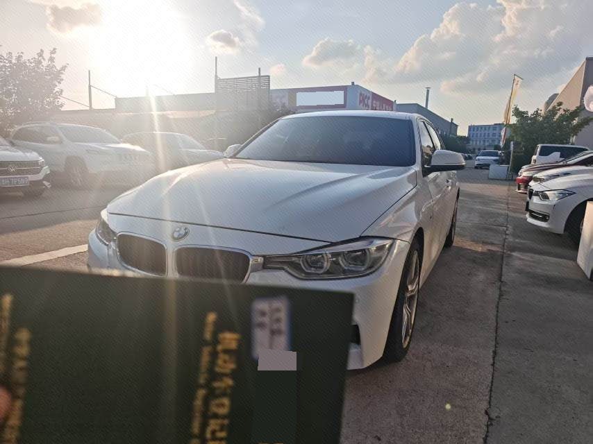 BMW 3 Series 2018 car image 