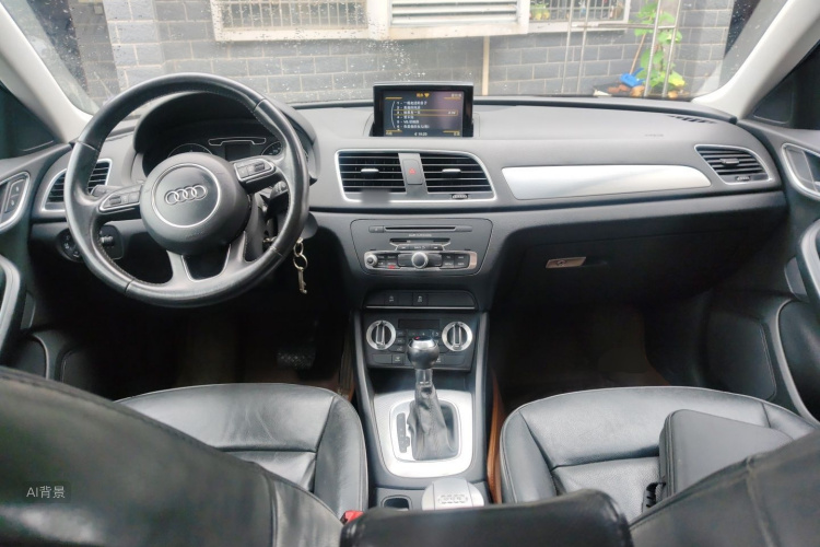 Audi Q3 2014 immagine di auto #11