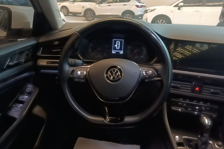 Volkswagen Bora 2022 صورة سيارة #11