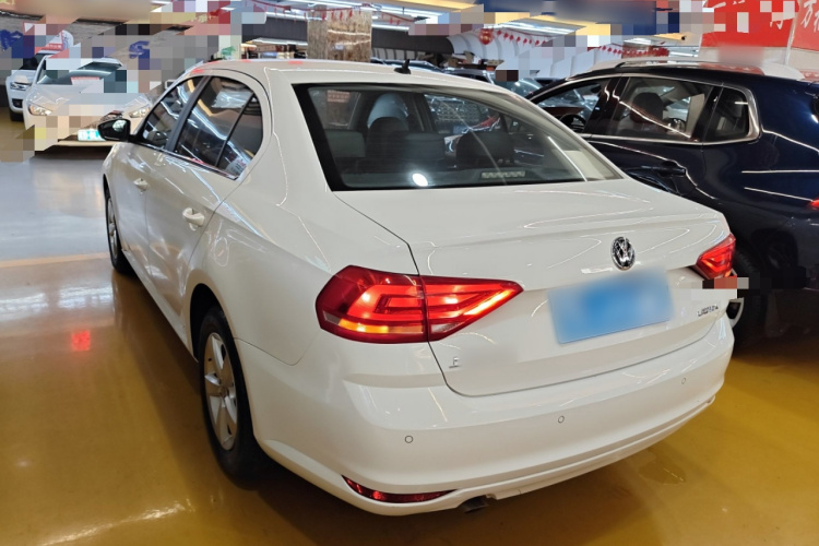 Volkswagen Lavida 2016 car image #5