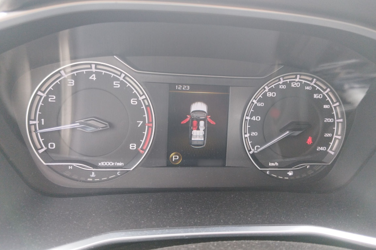 GEELY Coolray 2020 car image #17
