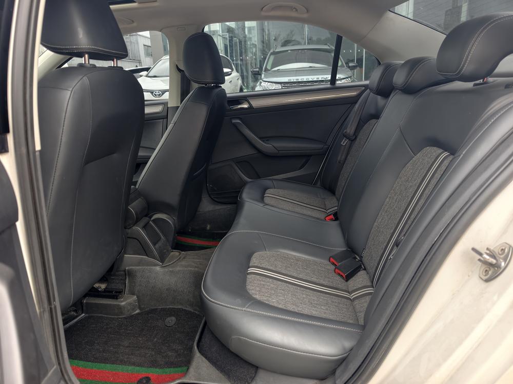 Volkswagen Santana 2021 car image #12