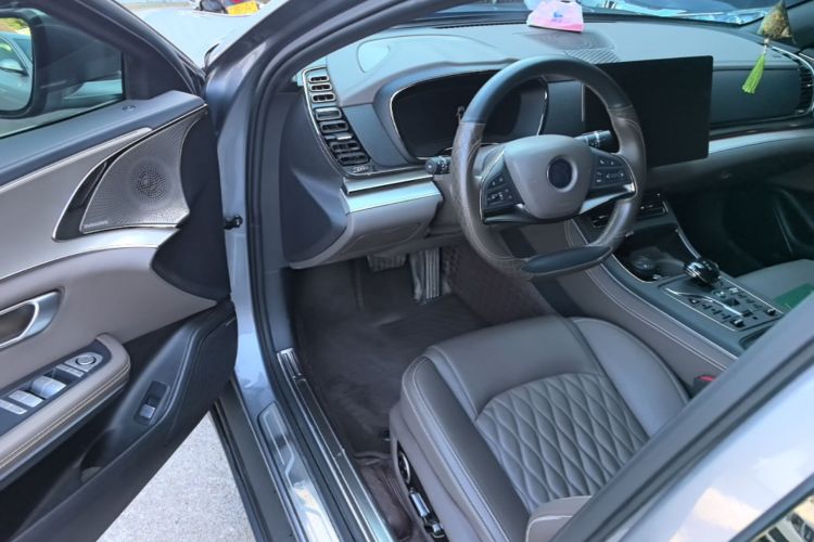 BYD Han 2023 #12 BYD Han 2023 immagine di auto #12