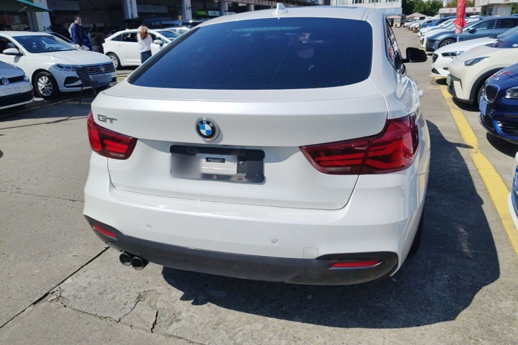 BMW 3 Series GT 2021 car image #4