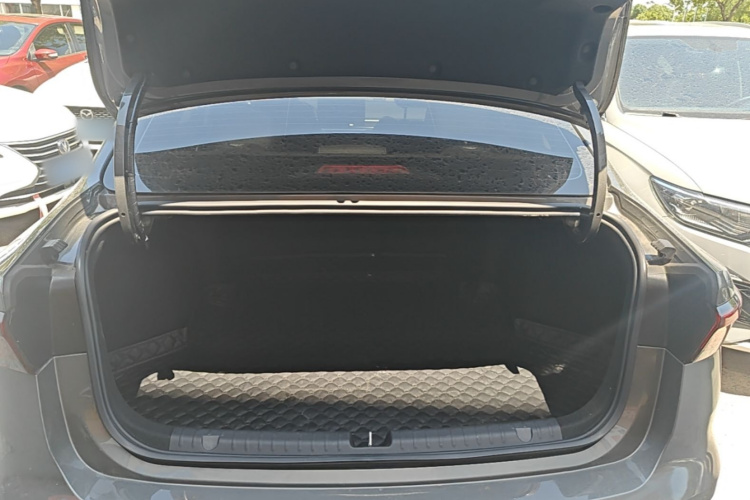 GEELY Emgrand 2024 #19 GEELY Emgrand 2024 image de voiture #19