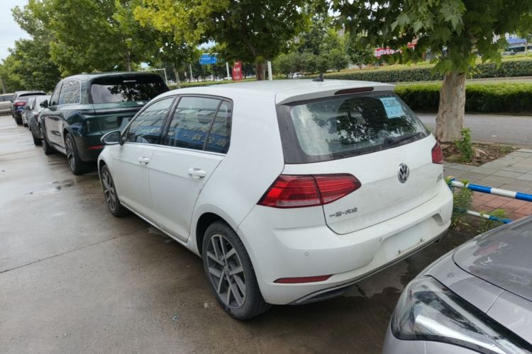 Volkswagen Golf 2020 #5 Volkswagen Golf 2020 car image #5