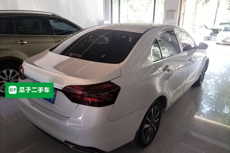 GEELY Emgrand 2020 #7 GEELY Emgrand 2020 car image #7