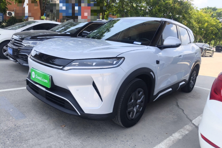 BYD YuanUP 2025 car image #2