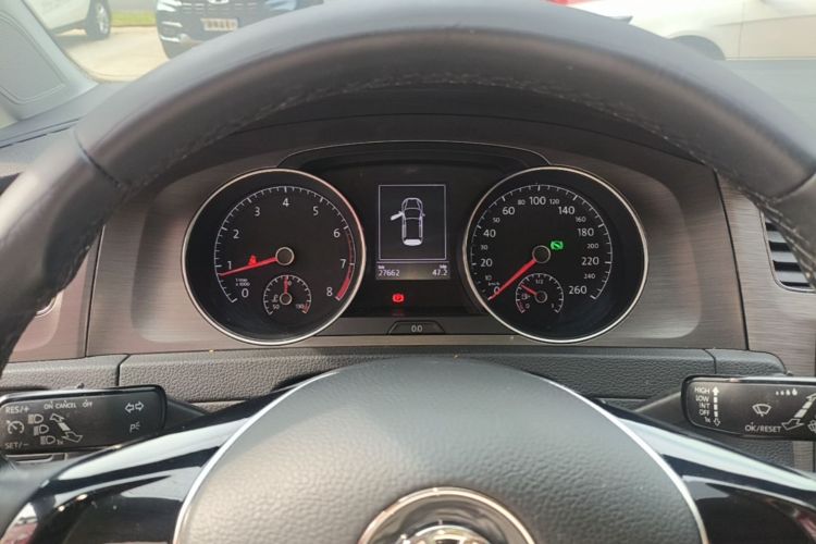 Volkswagen Golf 2016 car image #16