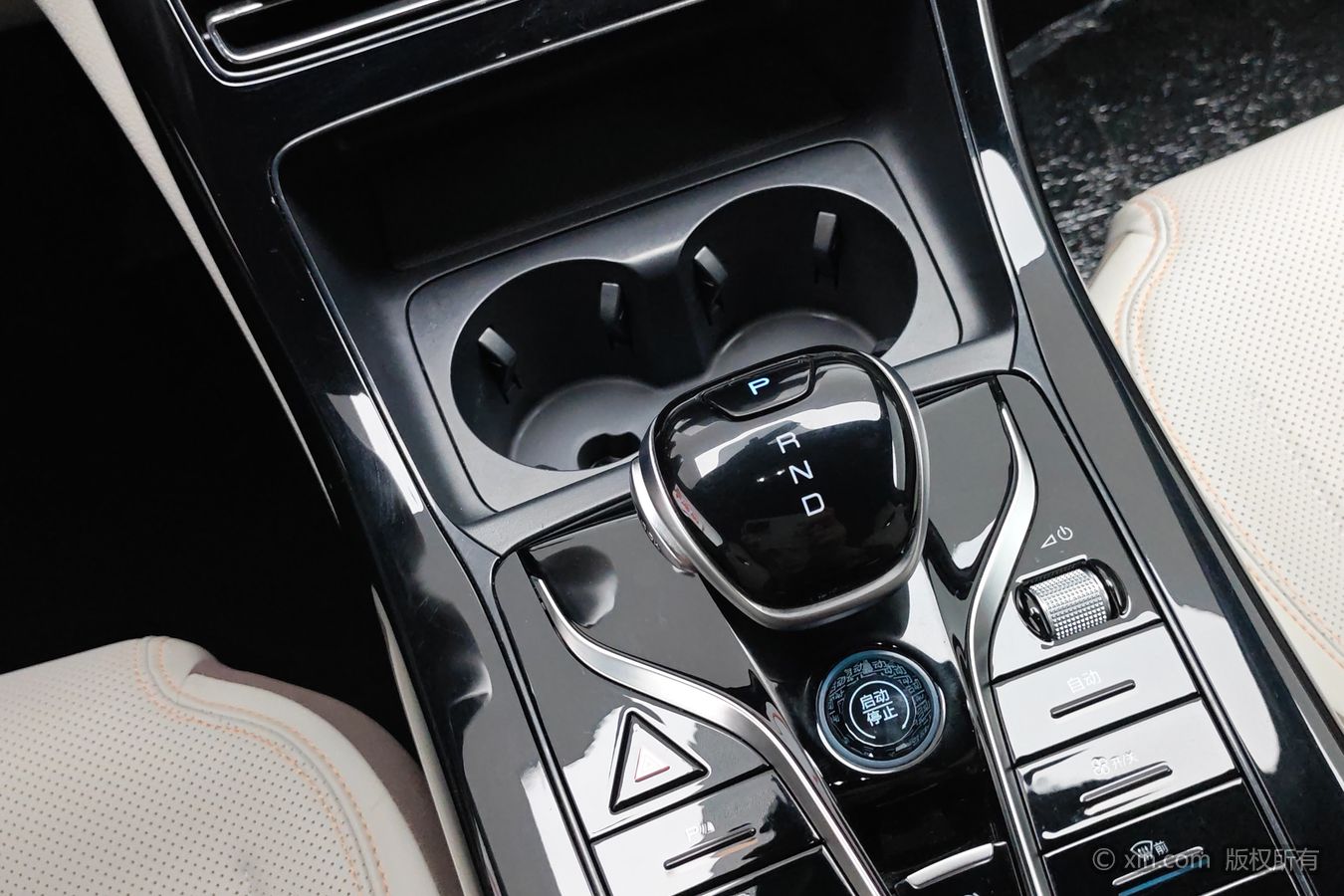 BYD Qin Plus 2023 immagine di auto #14