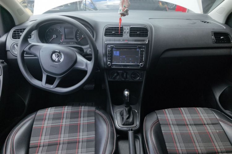 Volkswagen Polo 2017 #10 Volkswagen Polo 2017 car image #10