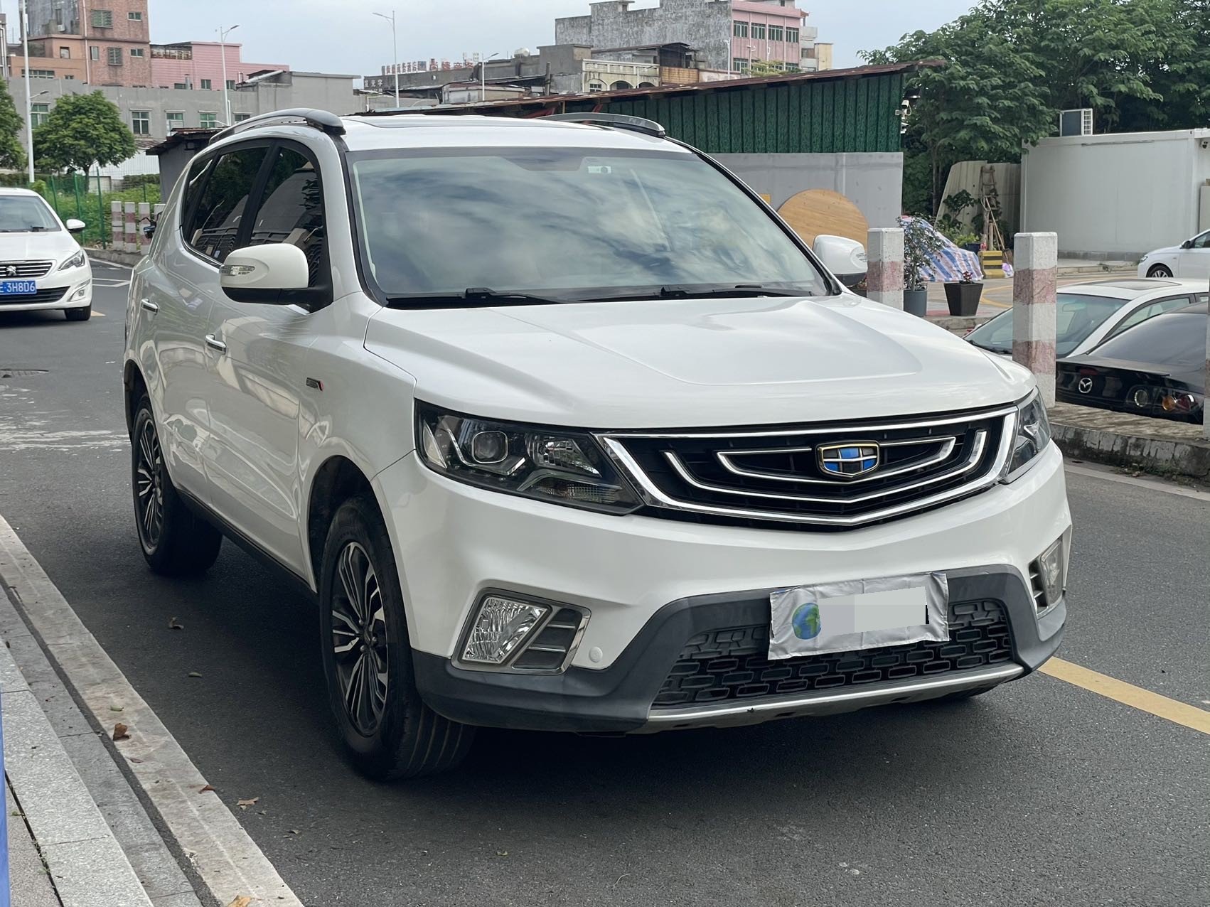 GEELY Vision X6 2017 car image #2