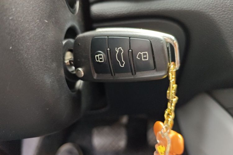 Audi A3 2019 immagine di auto #11