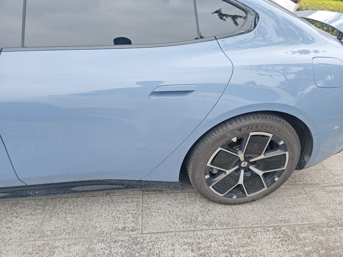 MI SU7 2025 car image #8