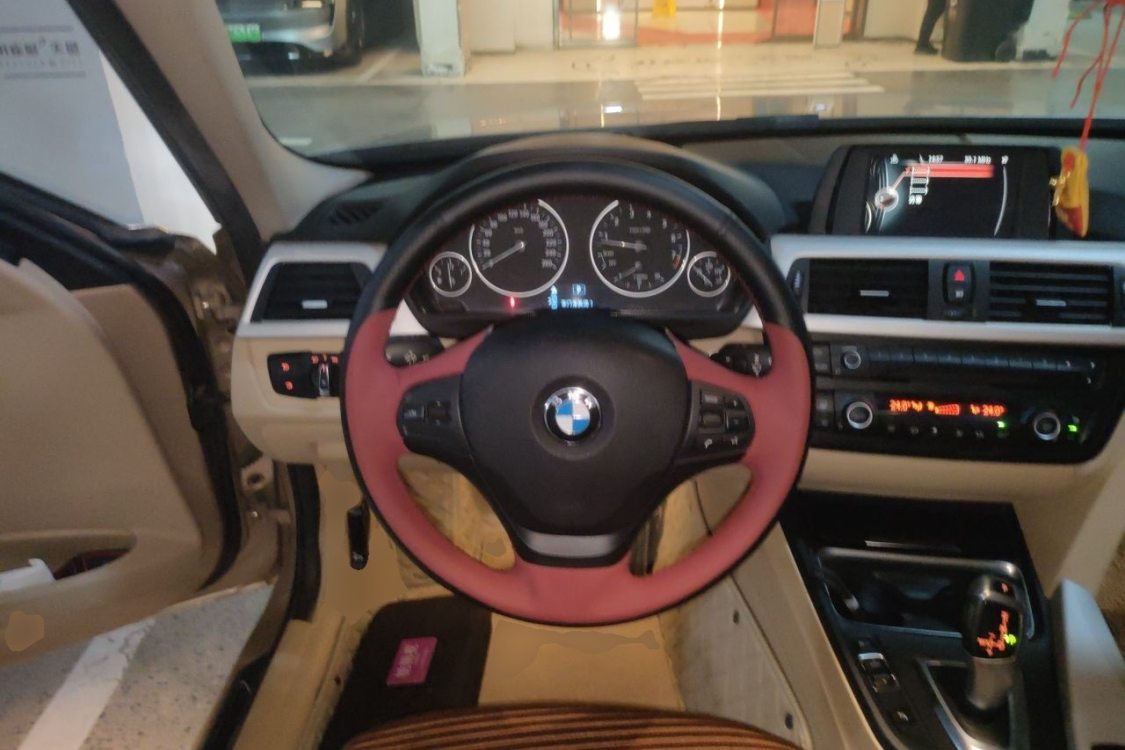 BMW 3 Series 2015 #22 BMW 3 Series 2015 car image #22