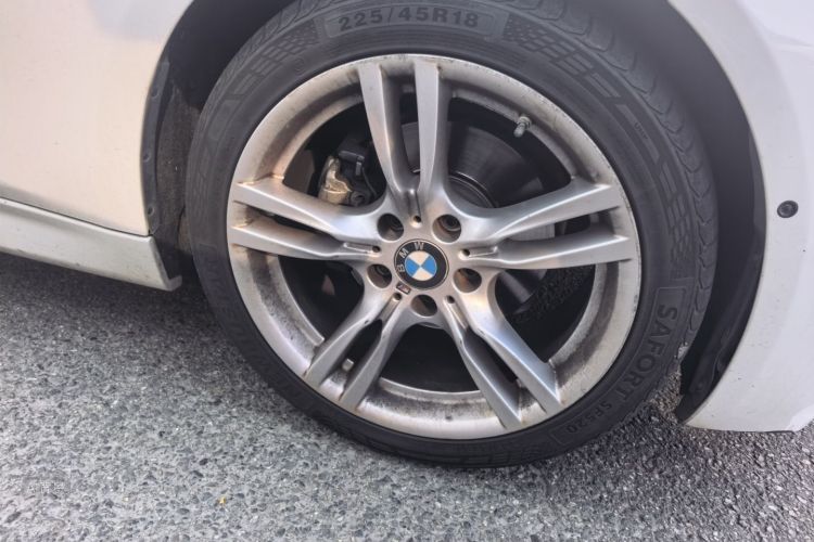 BMW 3 Series 2018 #9 BMW 3 Series 2018 immagine di auto #9