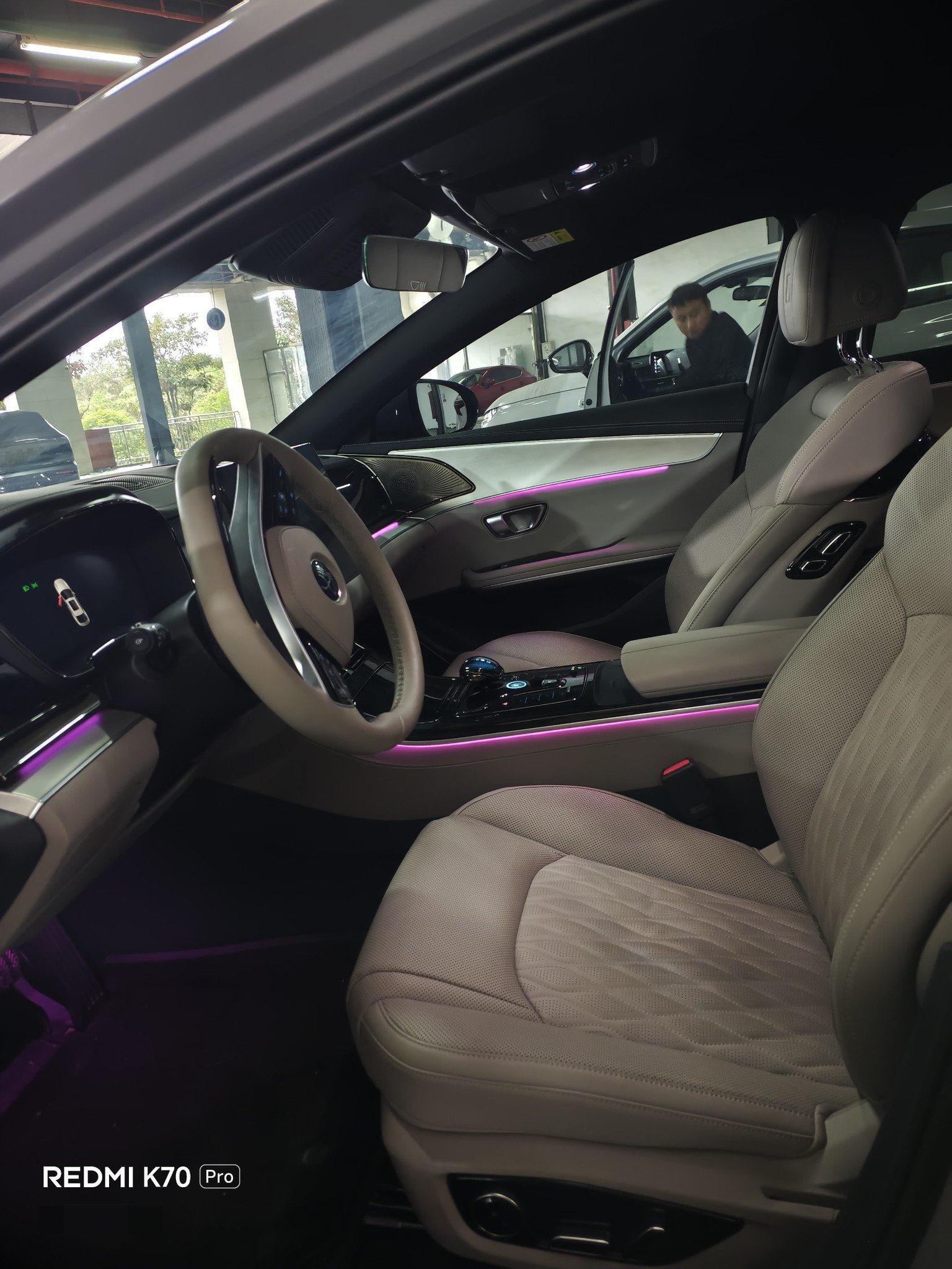 BYD Han 2024 car image #12
