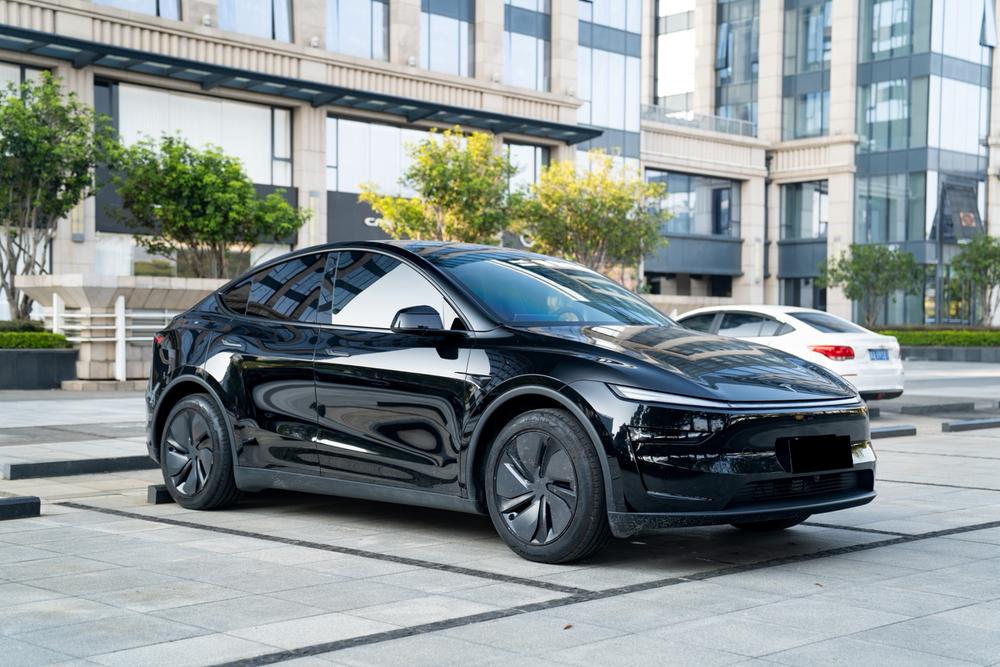Tesla Model Y 2025 #3 Tesla Model Y 2025 imagen de coche #3