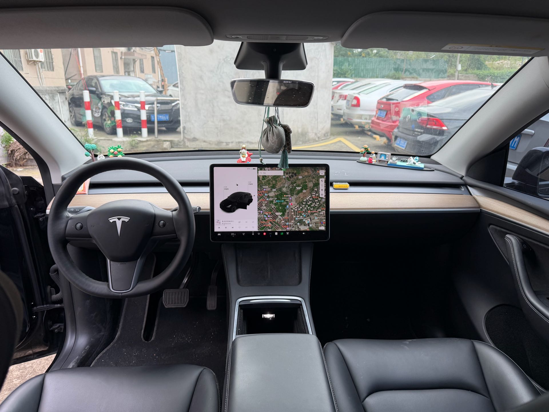 Tesla Model Y 2021 #9 Tesla Model Y 2021 car image #9