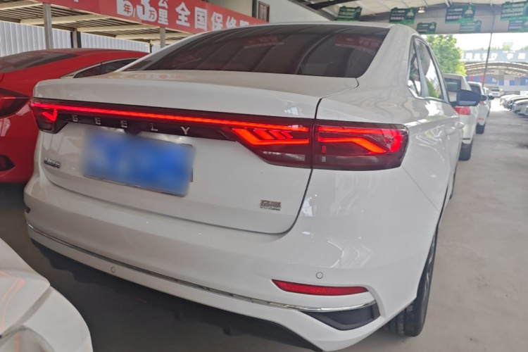 GEELY Emgrand 2025 #6 GEELY Emgrand 2025 car image #6