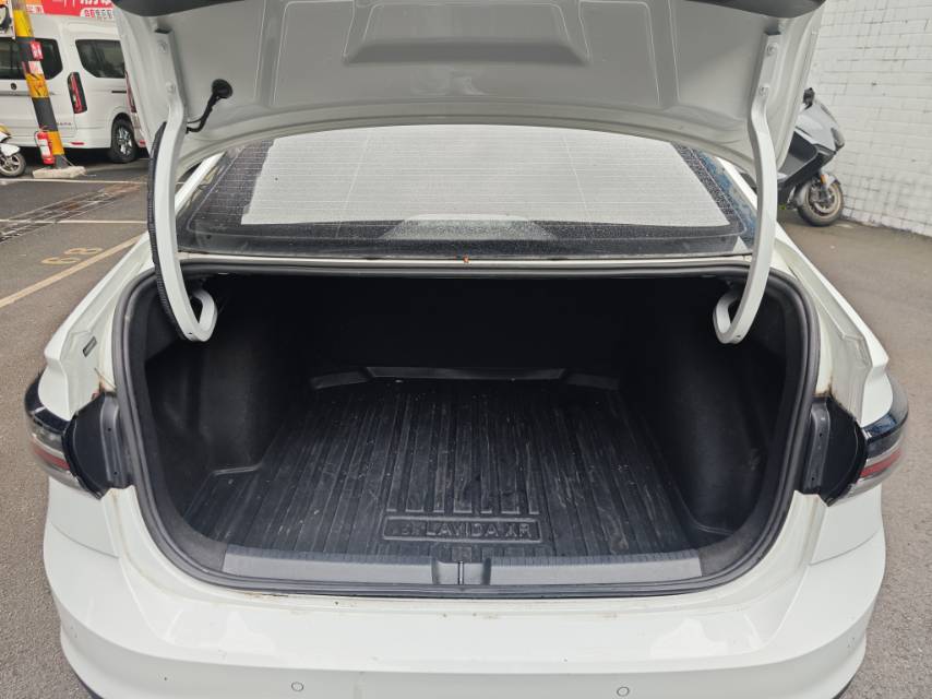 Volkswagen Lavida 2024 immagine di auto #4