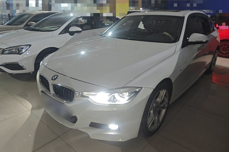 BMW 3 Series 2017 #2 BMW 3 Series 2017 صورة سيارة #2