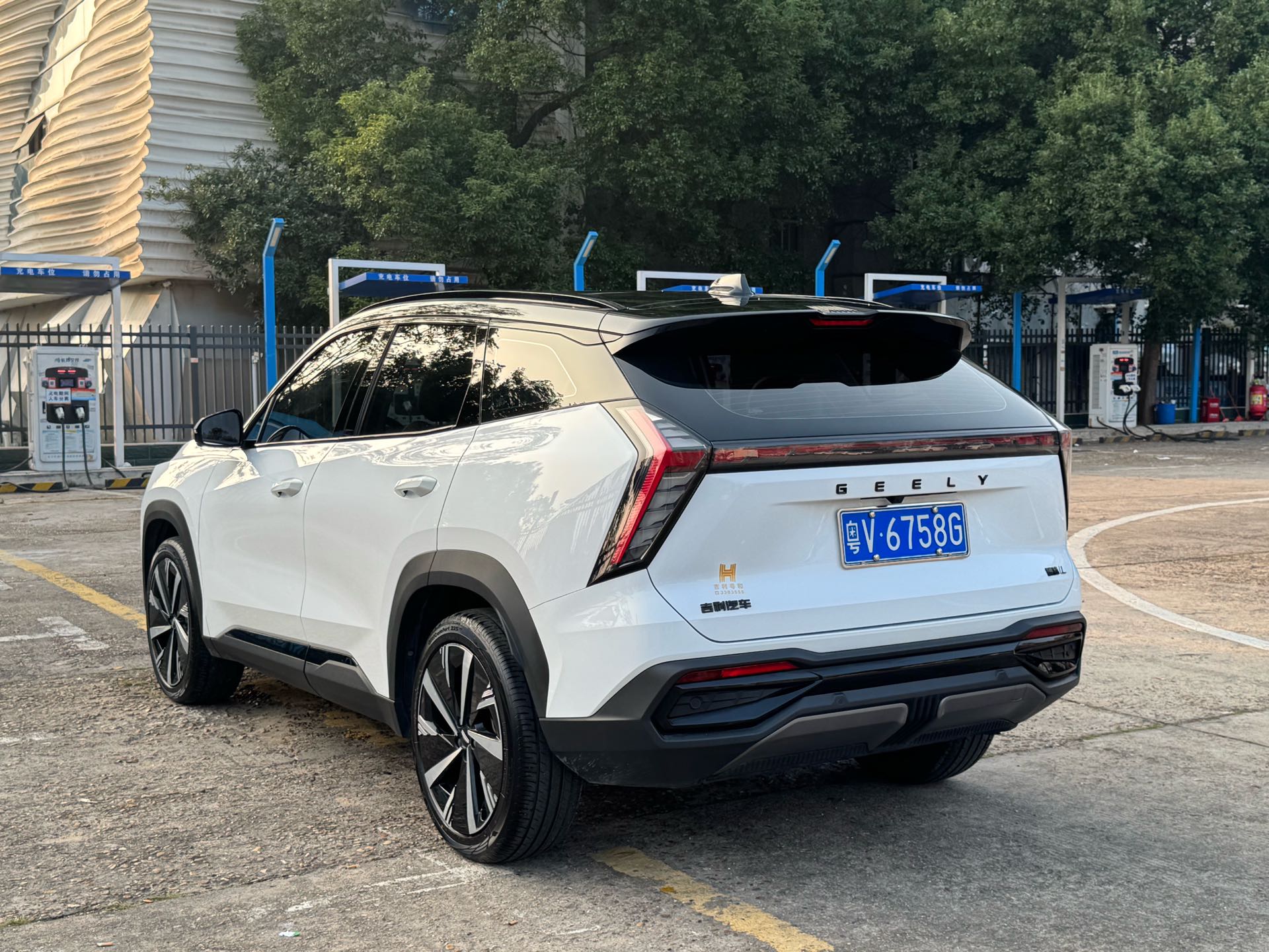 GEELY Boyue L 2023 #9 GEELY Boyue L 2023 immagine di auto #9