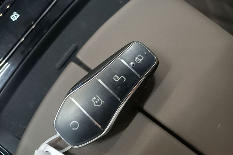 BYD Han 2024 #9 BYD Han 2024 изображение автомобиля #9