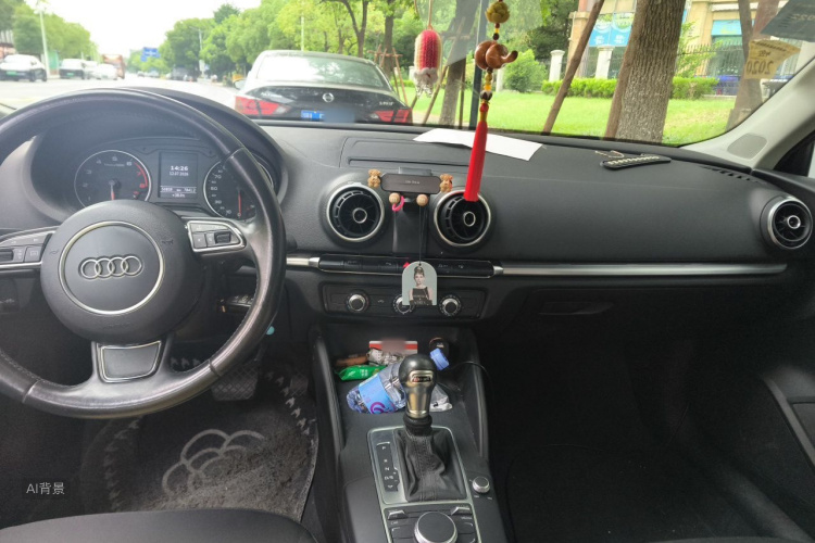 Audi A3 2016 car image #11