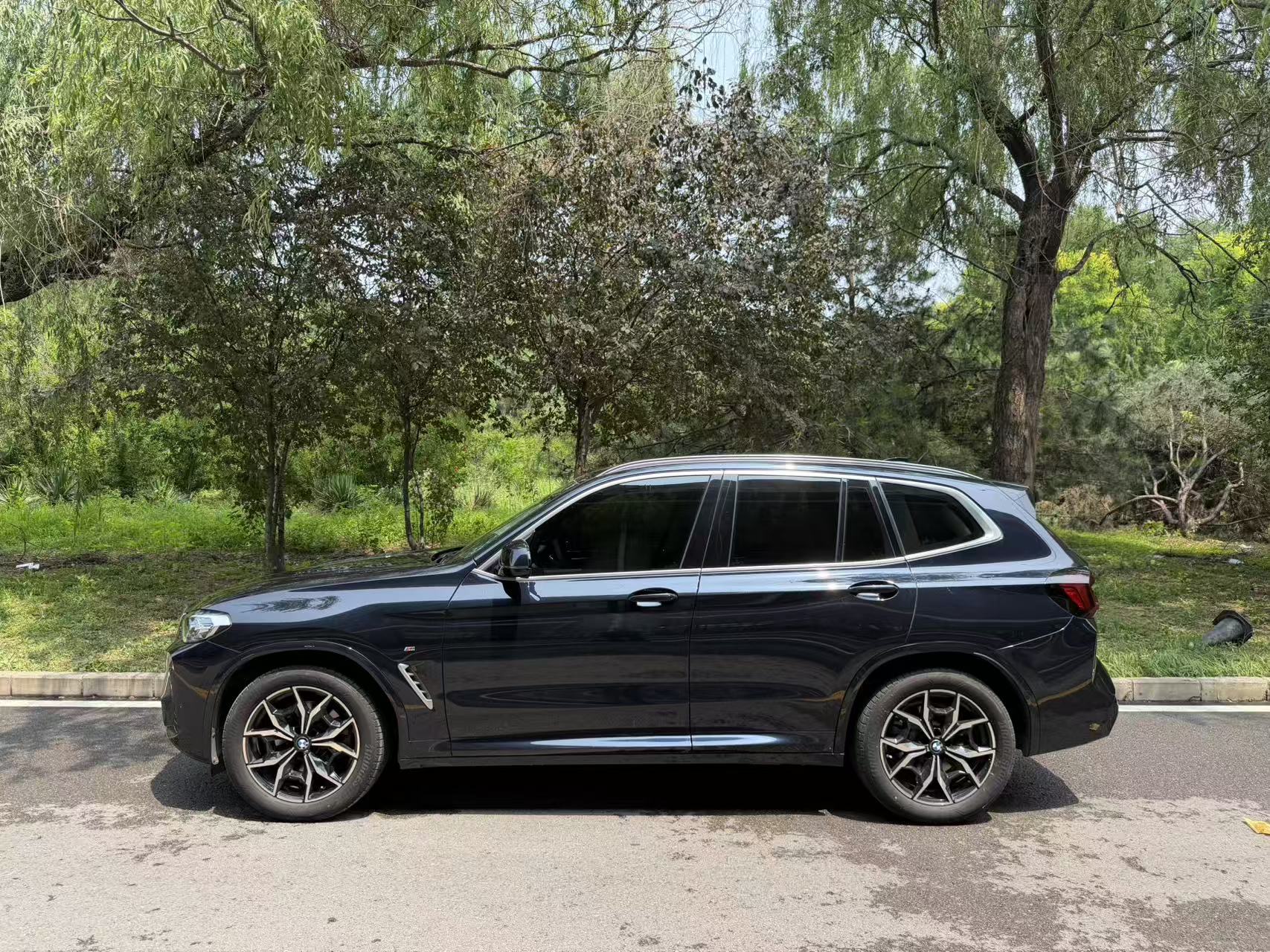 BMW X3 2024 car image #3